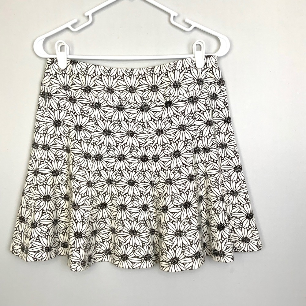 J McLaughlin Sz Small White Black Floral Daisy Catalina Cloth Mini Skirt Pull On